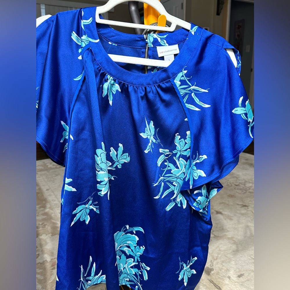 Blue blouse